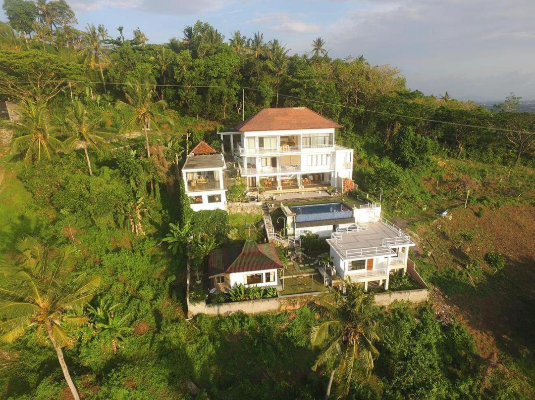 Villa Aryaguna Senggigi Buitenkant foto